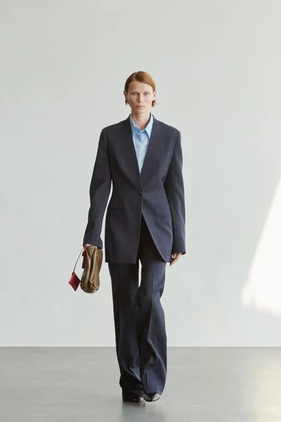 Look 33